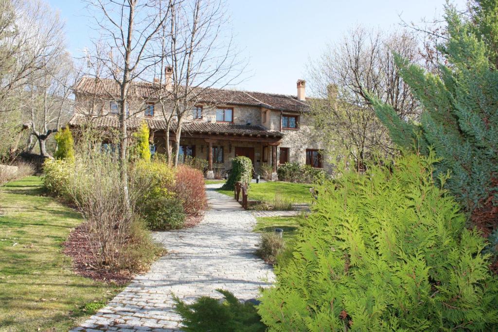 Posada Fuenteplateada Collado Hermoso Exteriér fotografie